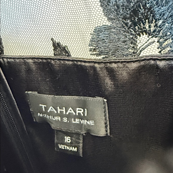 Tahari Size 16 Cocktail Party Dress - Picture 6 of 9